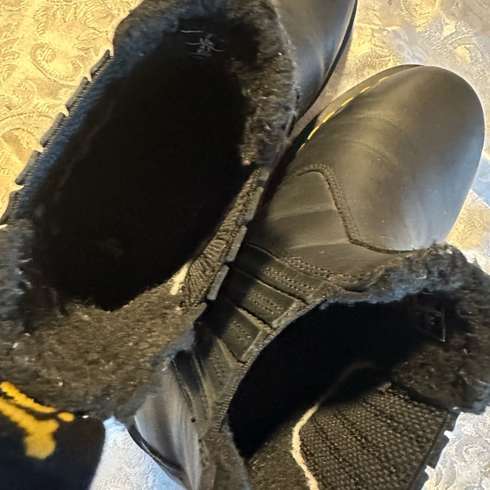 Dr. Martens Black Leather Chelsea 2976 winter boots - Picture 11 of 13